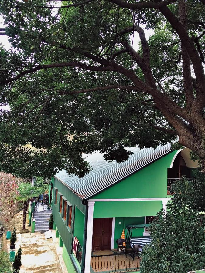 Apartment Green House Makhinjauri Εξωτερικό φωτογραφία