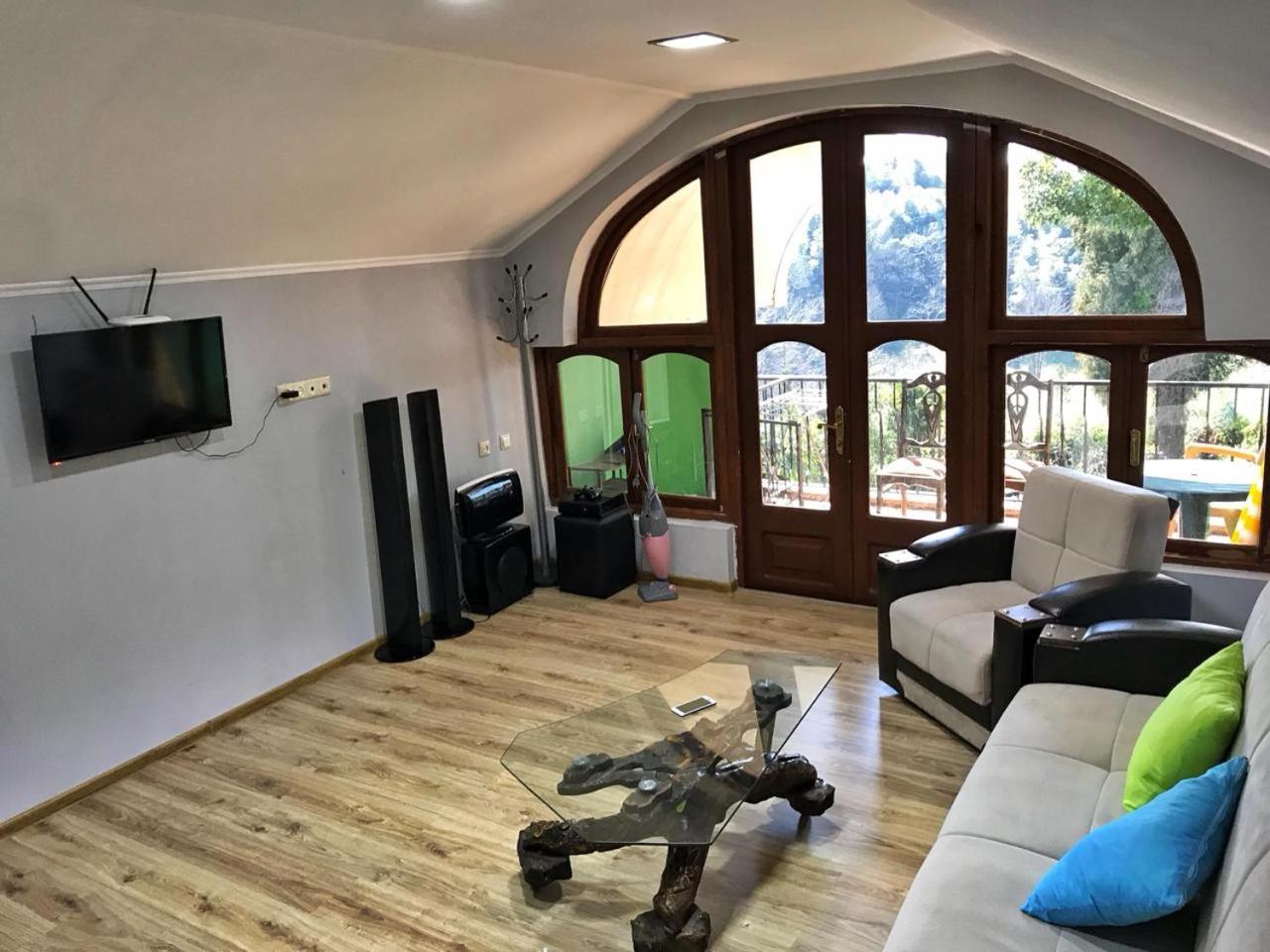 Apartment Green House Makhinjauri Εξωτερικό φωτογραφία