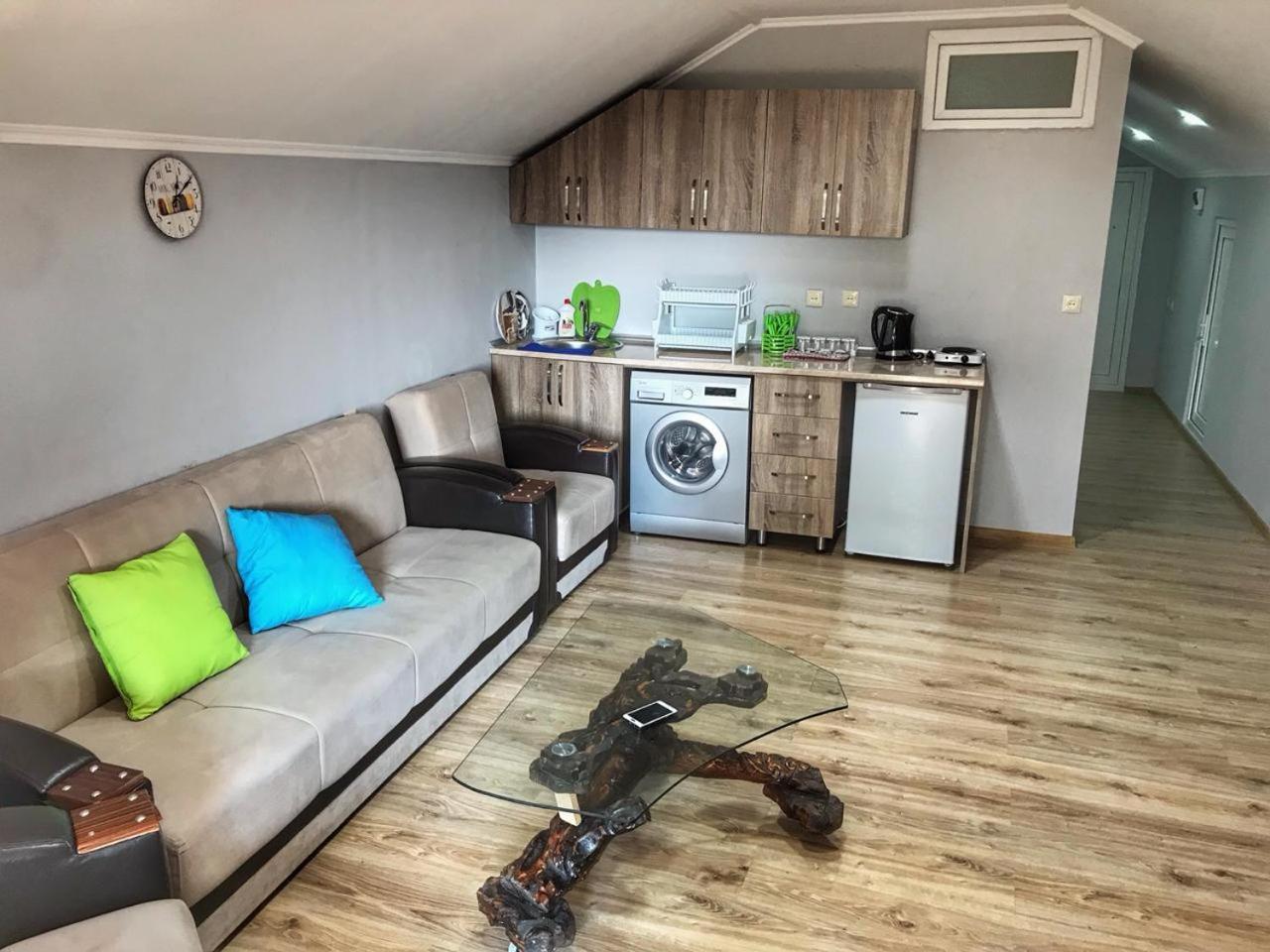 Apartment Green House Makhinjauri Εξωτερικό φωτογραφία