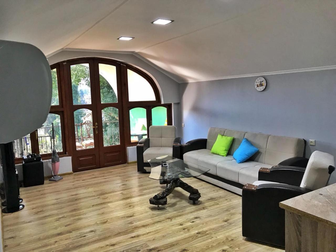 Apartment Green House Makhinjauri Εξωτερικό φωτογραφία