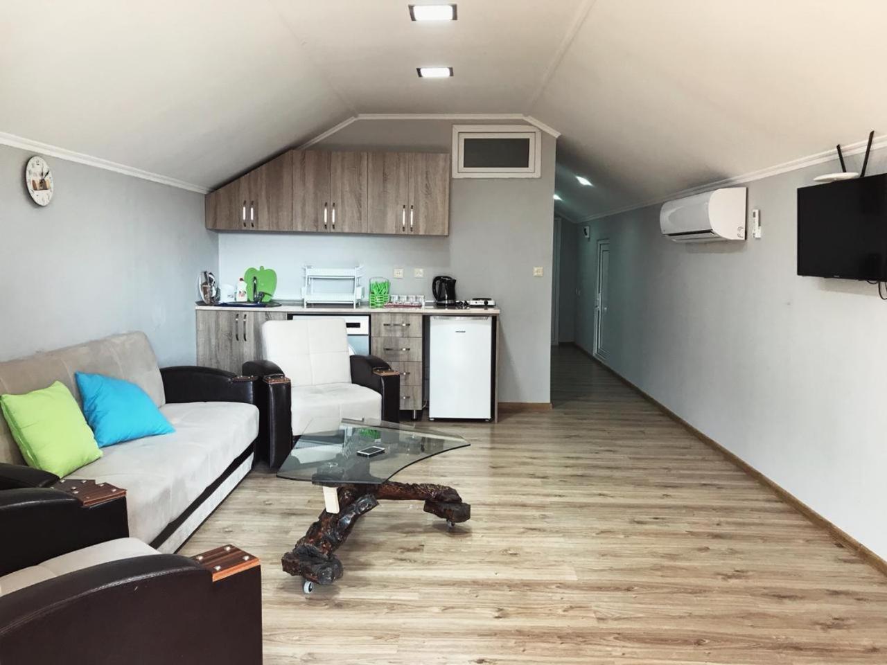 Apartment Green House Makhinjauri Εξωτερικό φωτογραφία